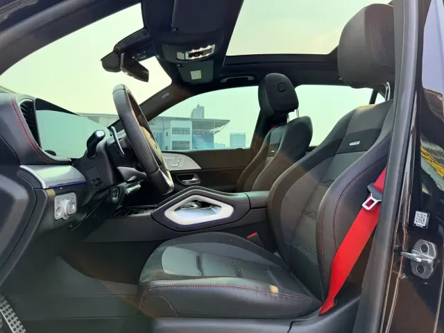 Mercedes-Benz GLE-Class AMG — Фото автомобиля 10