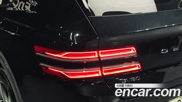 Genesis GV80 — Фото автомобиля 8