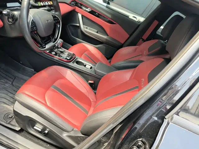 Dongfeng Yixuan — Фото автомобиля 14
