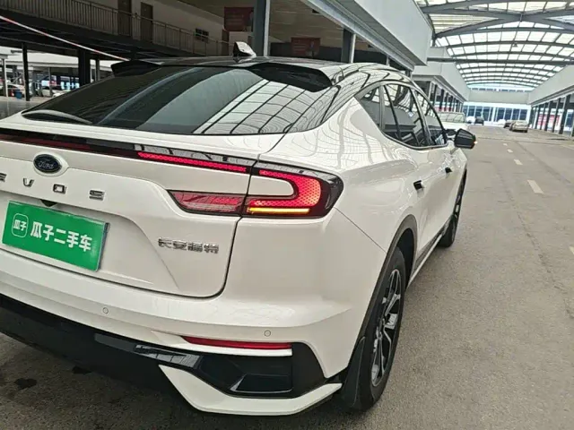 Ford EVOS — Фото автомобиля 7