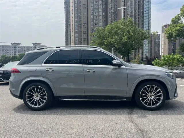 Mercedes-Benz GLE-Class — Фото автомобиля 5