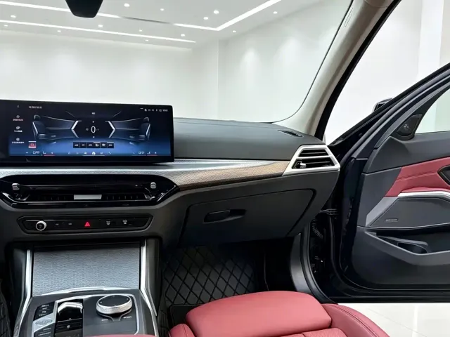 BMW 3 Series — Фото автомобиля 9