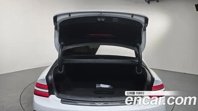 Genesis G80 RG3 — Фото автомобиля 24