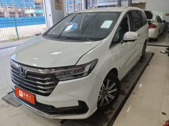 Фотография автомобиля — Honda Odyssey