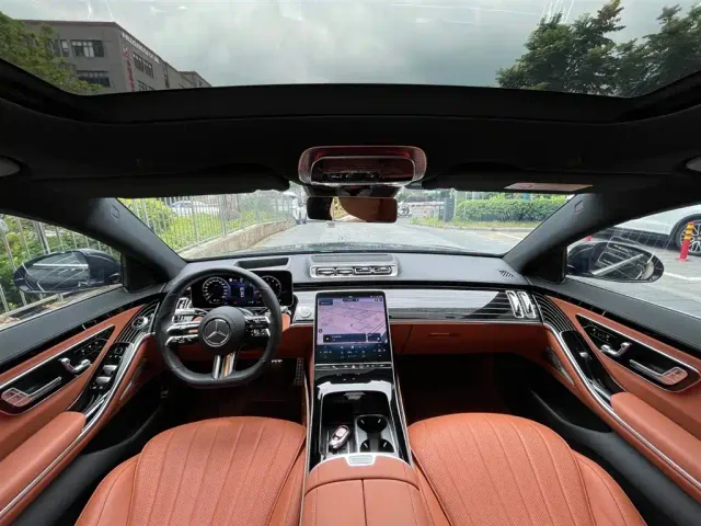Mercedes-Benz S-Class — Фото автомобиля 17