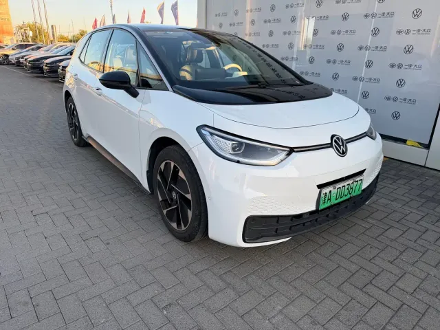 Volkswagen ID.3 — Фото автомобиля 15