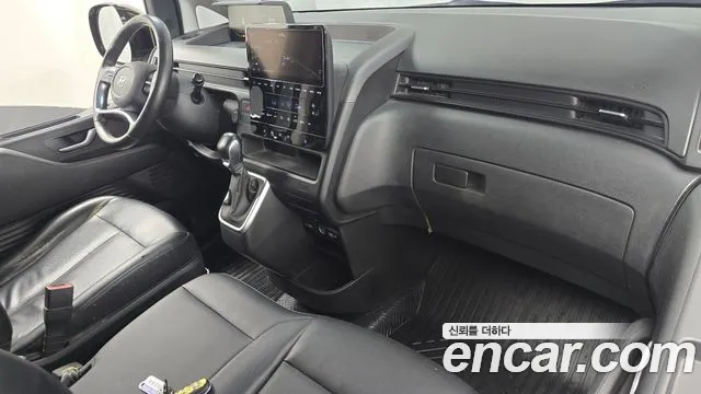 Hyundai Staria Staria Карго 3 места — Фото автомобиля 2