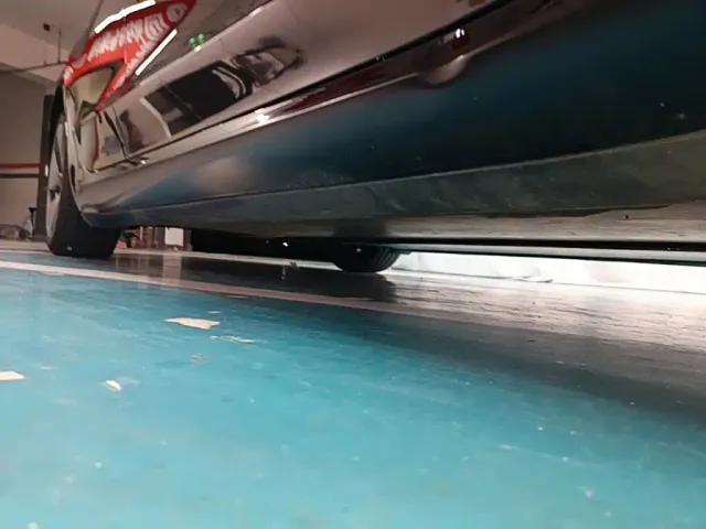 Tesla Model 3 — Фото автомобиля 20