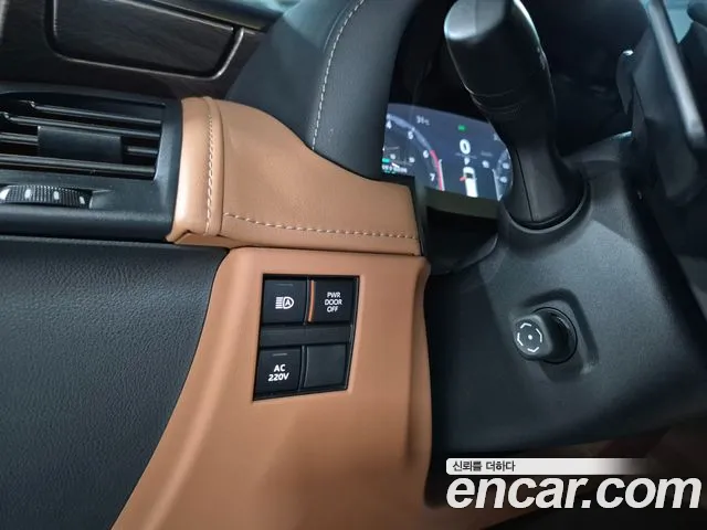 Toyota Alphard Generation 4 — Фото автомобиля 13
