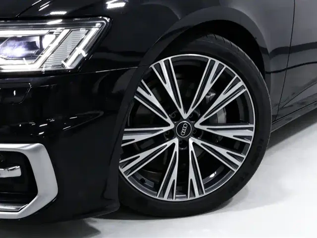 Audi A6L — Фото автомобиля 20