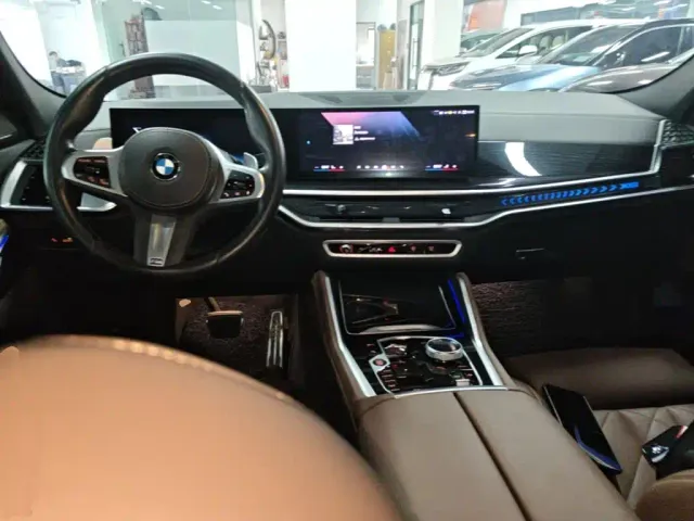 BMW X6 — Фото автомобиля 9
