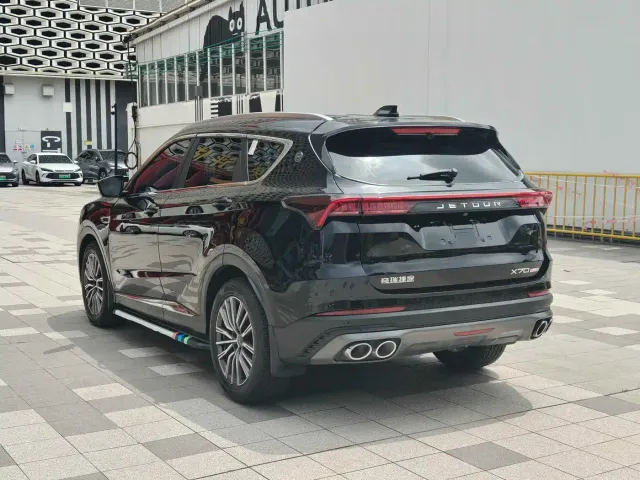Jetour X70 Plus — Фото автомобиля 7