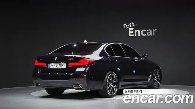 BMW 5 Series G30 — Фото автомобиля 2