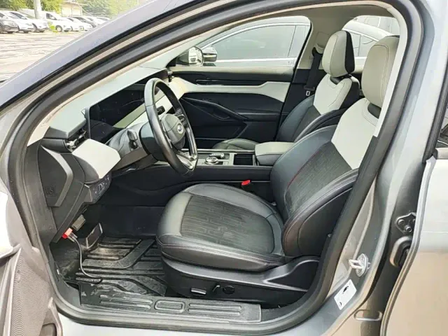 Ford Mondeo — Фото автомобиля 14