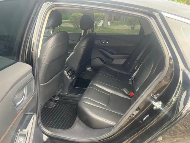 Honda Accord — Фото автомобиля 10