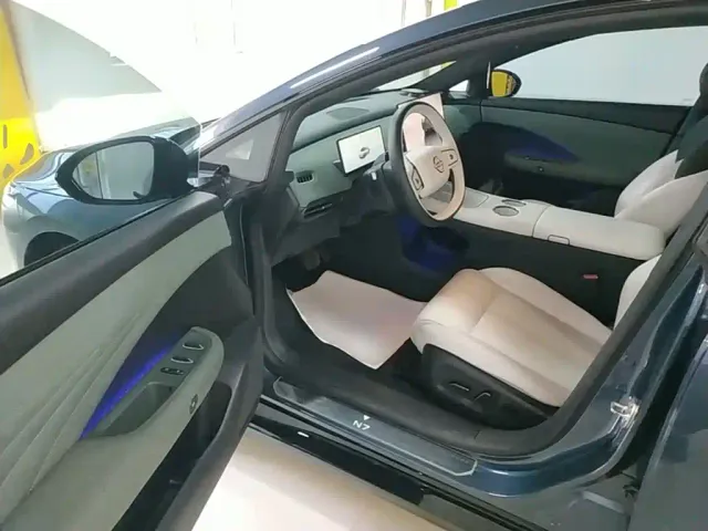 Nissan N7 — Фото автомобиля 15