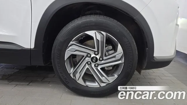 Hyundai Santafe Новый Santa Fe Дизель 2.2 4WD — Фото автомобиля 20