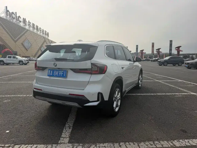 BMW X1 — Фото автомобиля 6