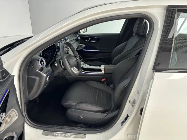 Mercedes-Benz C-Class — Фото автомобиля 12