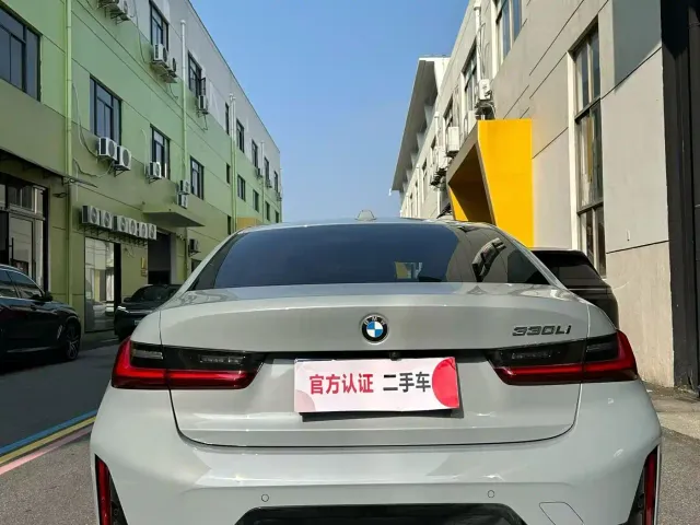 BMW 3 Series — Фото автомобиля 8