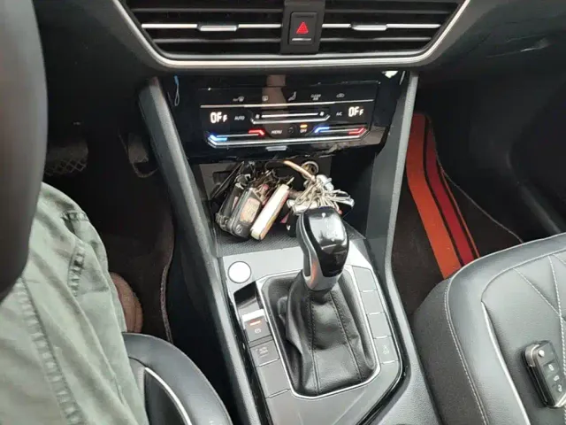 Volkswagen Tiguan L — Фото автомобиля 13