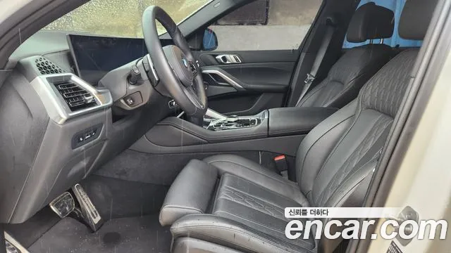 BMW X6 xDrive40i M Sport — Фото автомобиля 18
