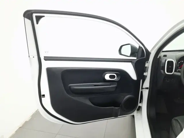 Roewe Clever — Фото автомобиля 8