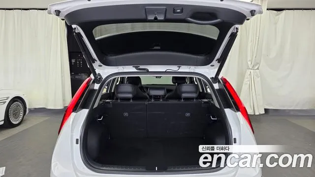 Kia Niro The All New Niro — Фото автомобиля 26