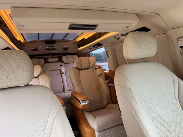 Mercedes-Benz Vito 2021 2.0T Business Edition 7-seater — Фото автомобиля 16