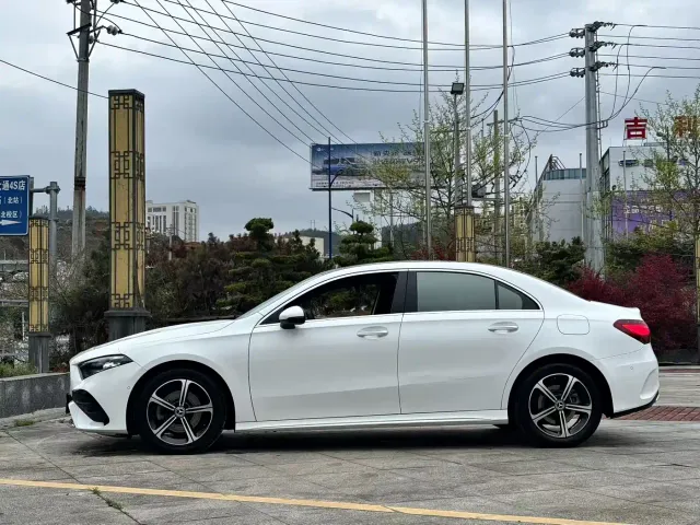 Mercedes-Benz A-Class — Фото автомобиля 7