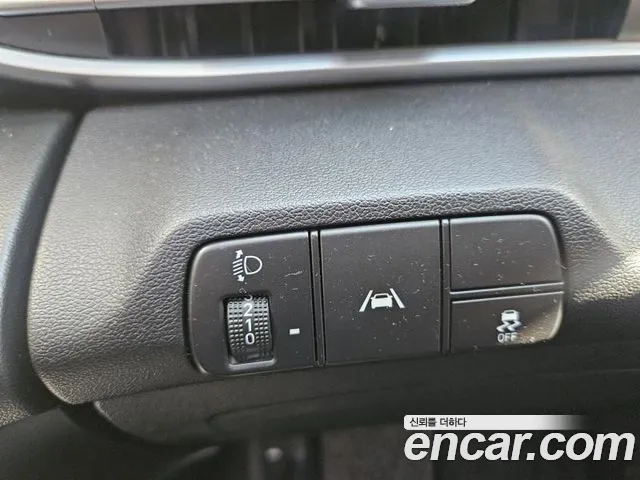 Hyundai Avante — Фото автомобиля 9