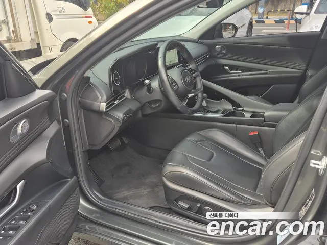 Hyundai Avante — Фото автомобиля 10