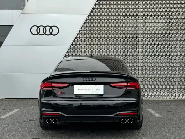 Audi S5 — Фото автомобиля 5