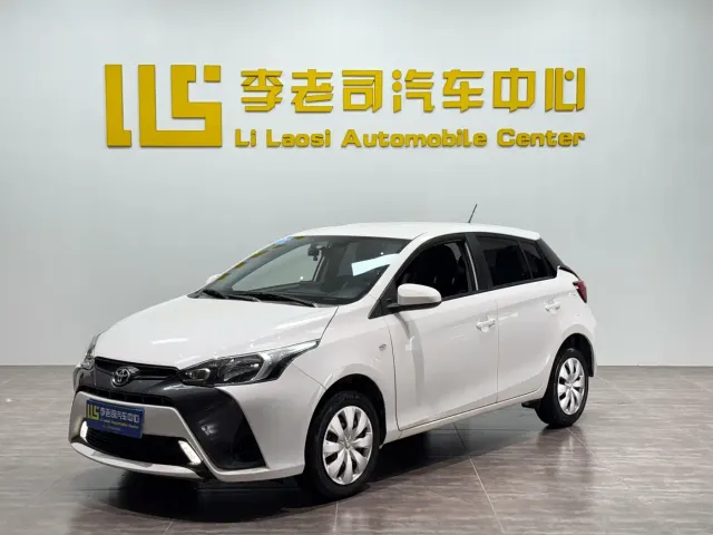 Фотография автомобиля — Toyota YARiS L Zhi Xuan