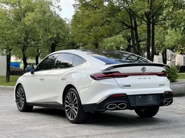 MG 7 — Фото автомобиля 12