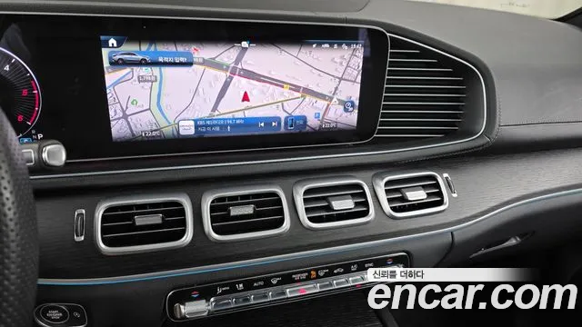 Mercedes-Benz GLE-Class — Фото автомобиля 19