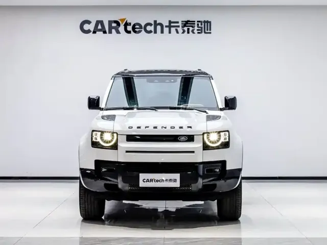 Фотография автомобиля — Land Rover Defender