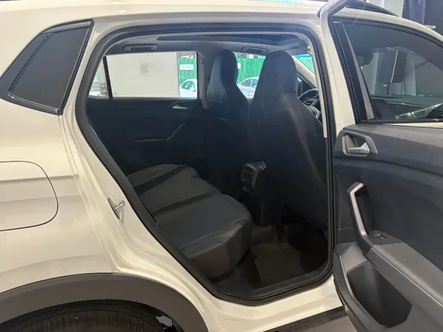 Volkswagen Tharu — Фото автомобиля 7