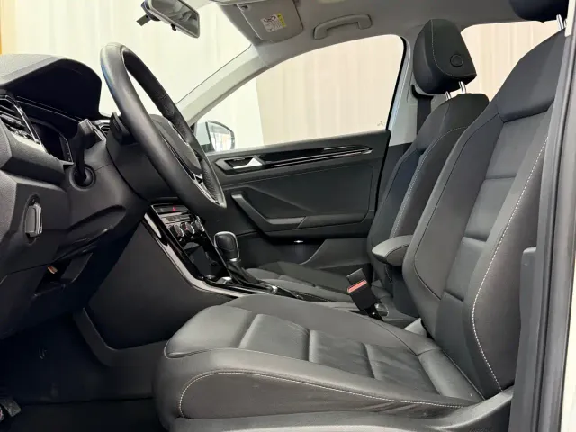 Volkswagen T-Roc — Фото автомобиля 8