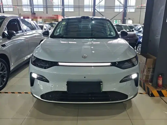 Leapmotor C11 — Фото автомобиля 2