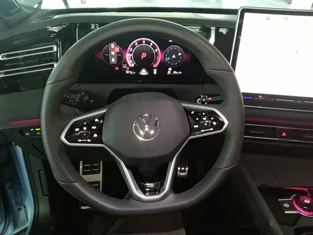Volkswagen Tiguan L — Фото автомобиля 10