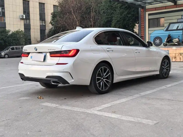 BMW 3 Series — Фото автомобиля 20