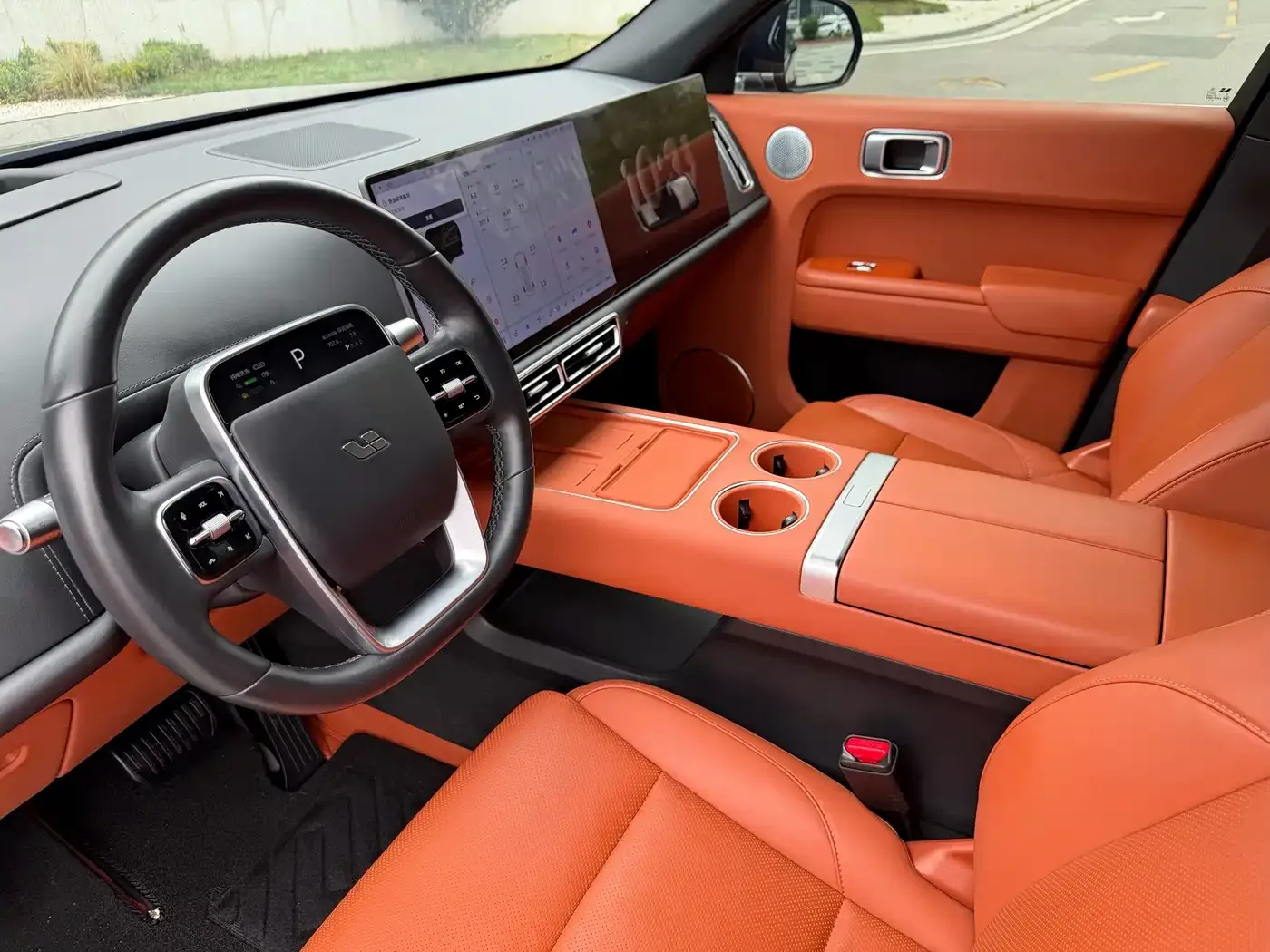 Li Auto Li Auto L7 2024 Pro — Фото автомобиля 13