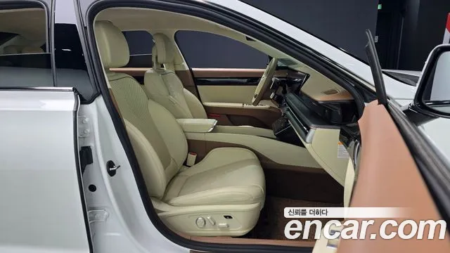 Hyundai Grandeur GN7 — Фото автомобиля 15