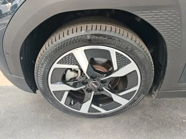 MINI Electric MINI ACEMAN — Фото автомобиля 22