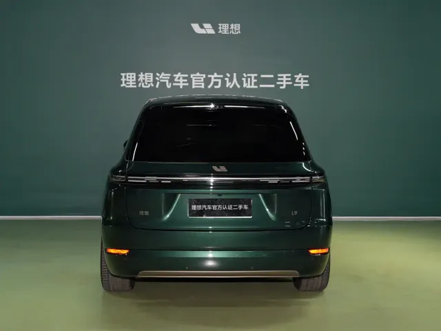 Li Auto L9 — Фото автомобиля 4