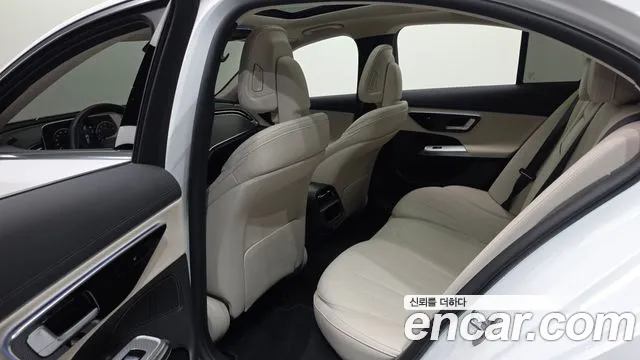 Mercedes-Benz E-Class W214 — Фото автомобиля 25