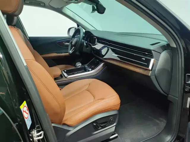 Audi Q7 — Фото автомобиля 13