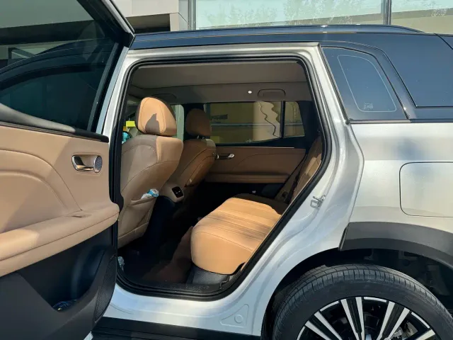 GAC Aion i60 — Фото автомобиля 4