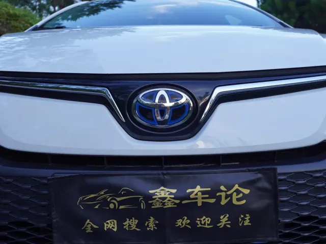 Toyota Corolla — Фото автомобиля 8